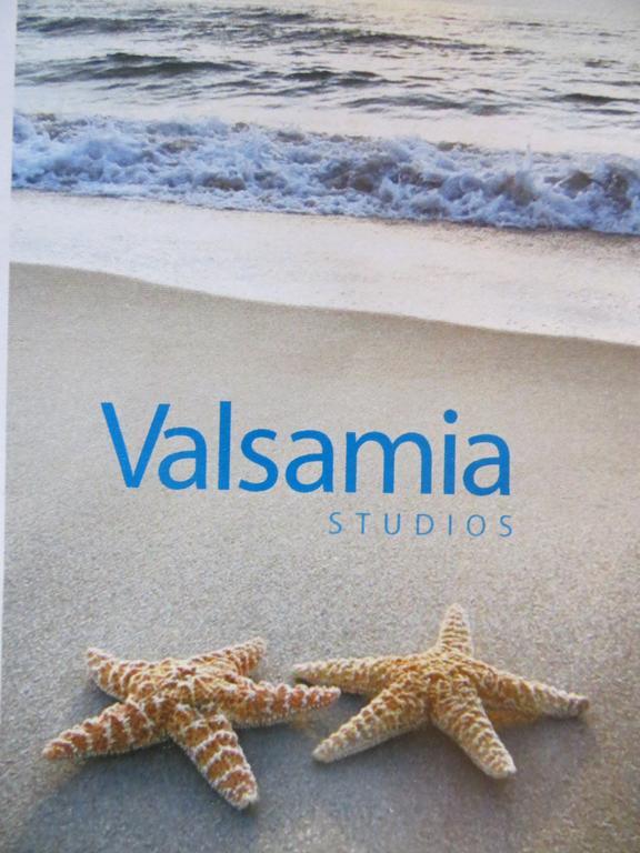 Valsamia Studios Gavrio Eksteriør billede